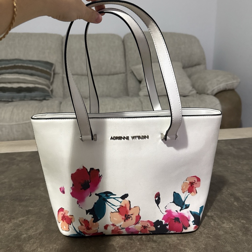 Adrienne Vittadini White and Pink Floral Tote